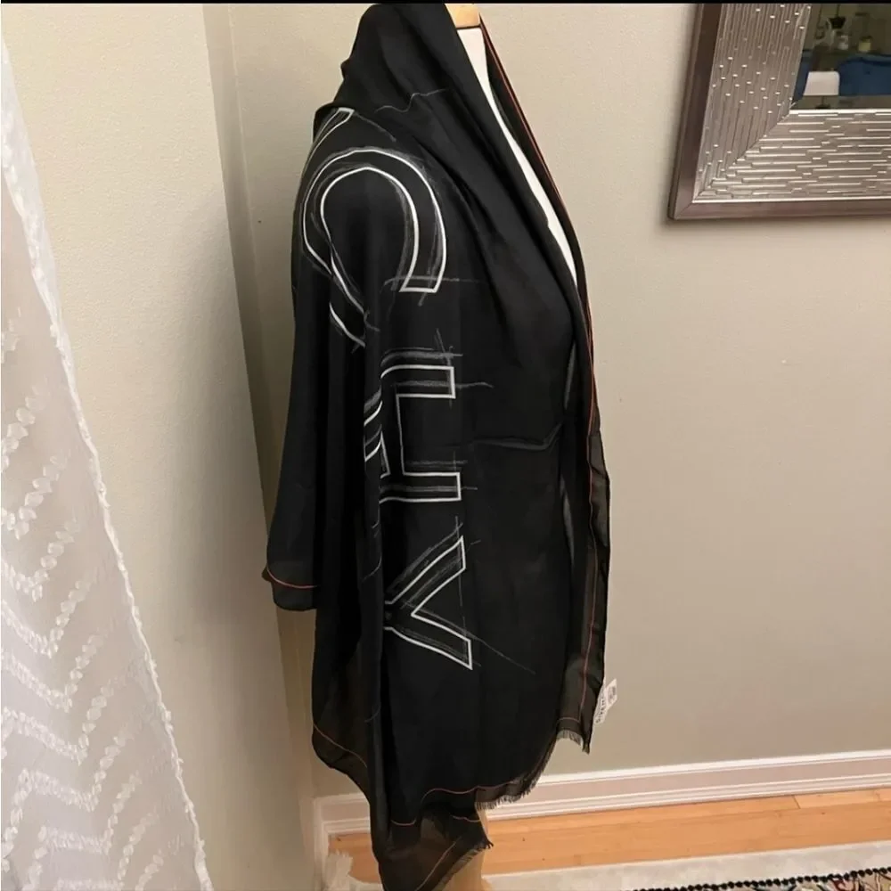 100% AUTHENTIC GIVENCHY PARIS LOGO print Fringe UNISEX SCARF, MADE IN IT…